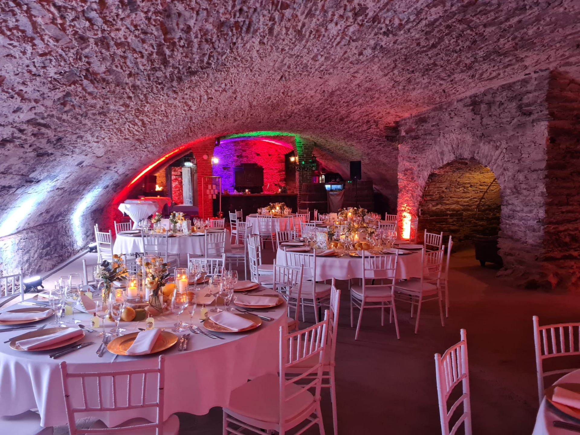 Atmosphärisches Dinner im historischen Gewölbekeller