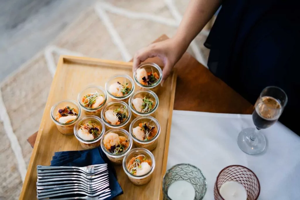 Hauptstadtfloß – Fingerfood-Catering an Bord